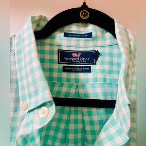 Vineyard Vines slim fit